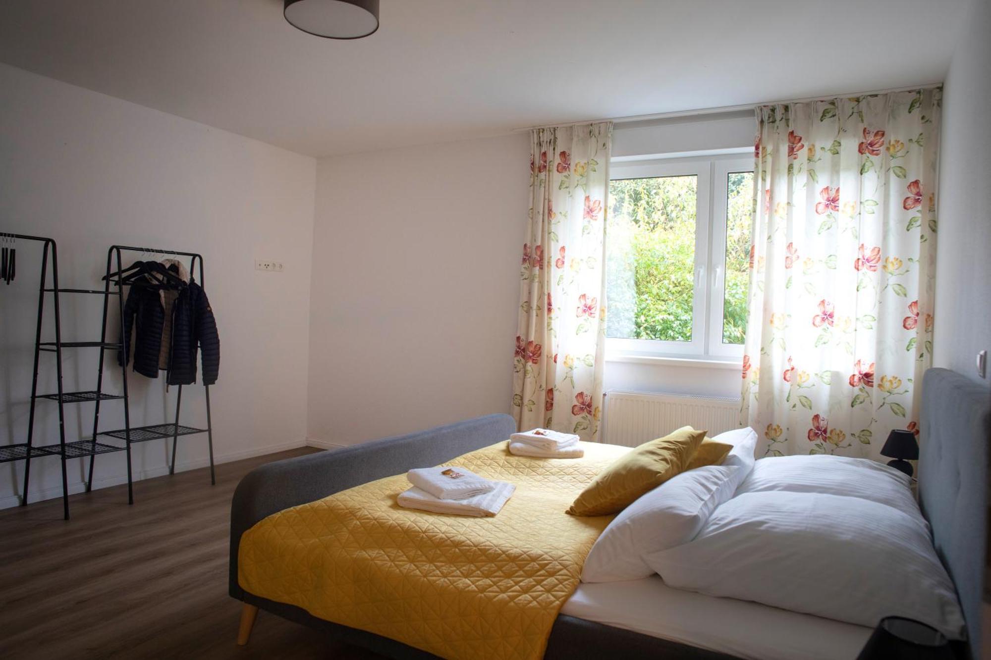 Fewo Cessna, Elegante Wohnung, 2 Schlafzimmer, Ueberdachte Terrasse Cloppenburg Exterior foto